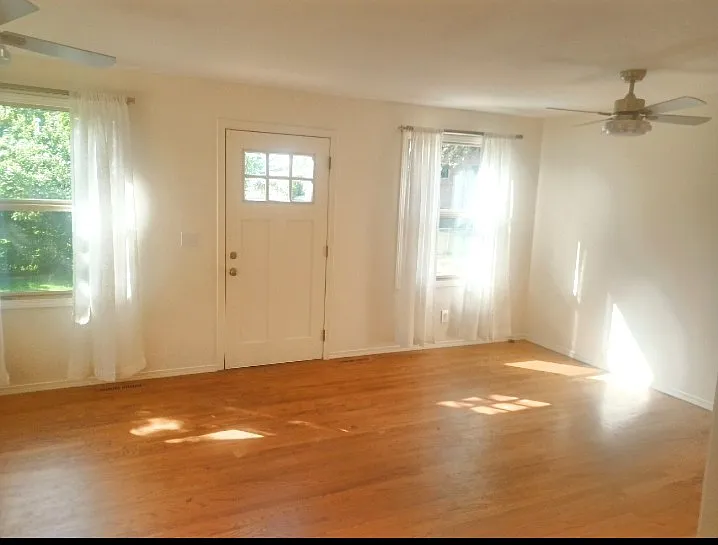 1525 Meeker Dr — Photo 6