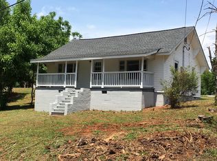 10 Grove St, Marion, NC 28752