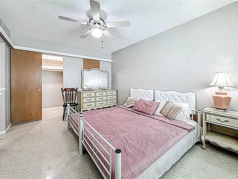 250 Rosery Rd NW #283 — Photo 12
