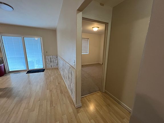 Dinning/Bedroom1