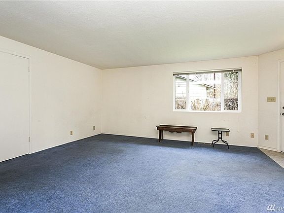 4th image of 23406 48th Ave W