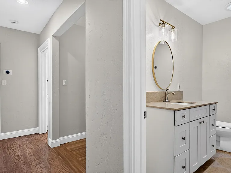2907 Eccleston Ave — Photo 41