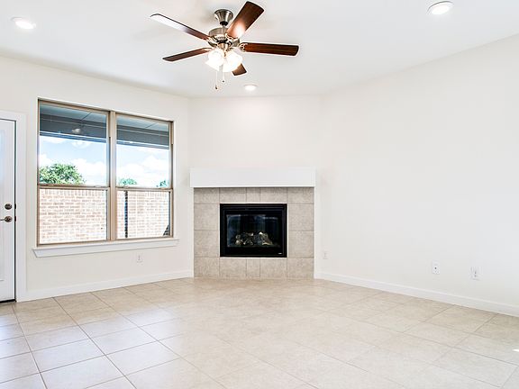 Optional fireplace in great room