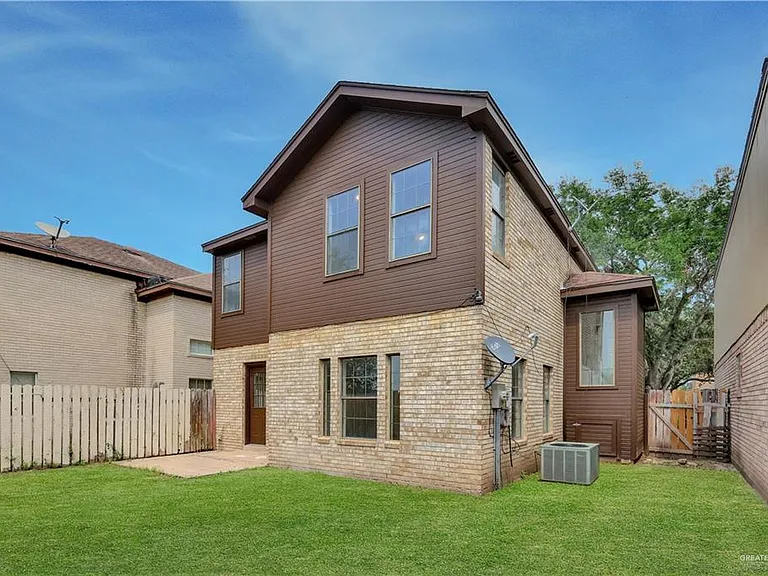 3209 Black Oak Ln — Photo 20