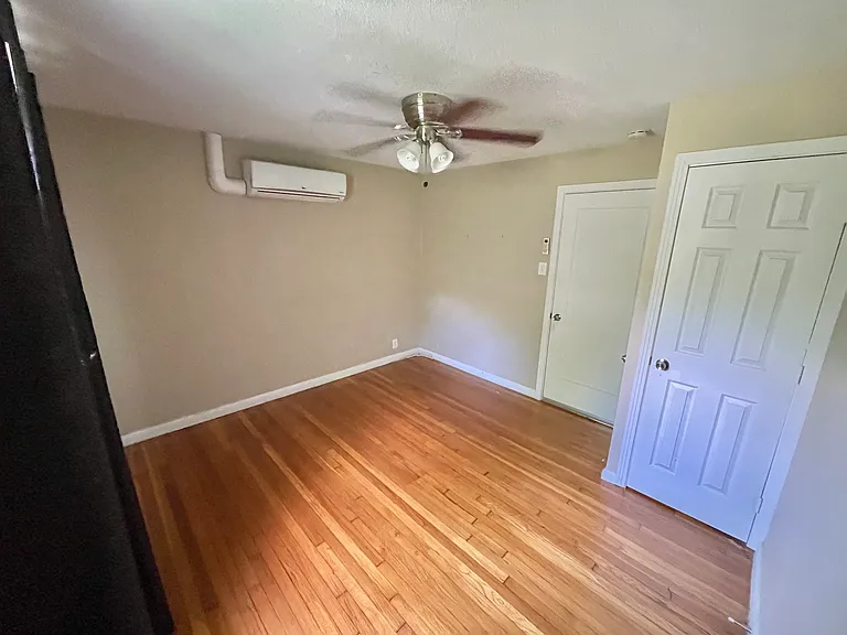 222 Haverhill Dr — Photo 8
