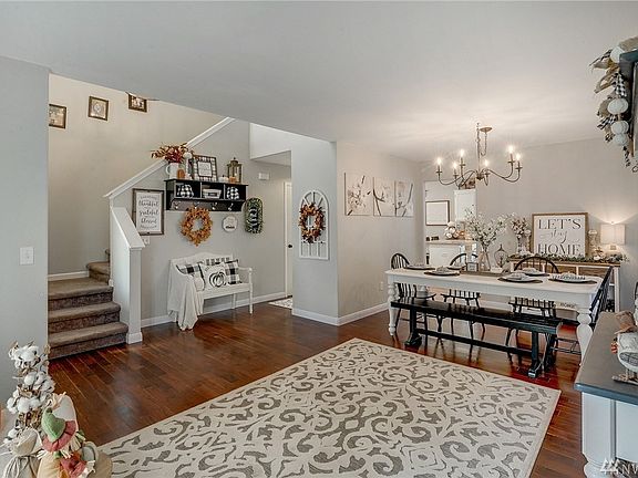 4th image of 1616 185th Street Ct E