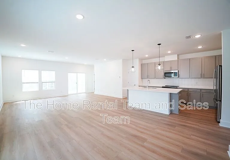 128 Kingswood Cir — Photo 14