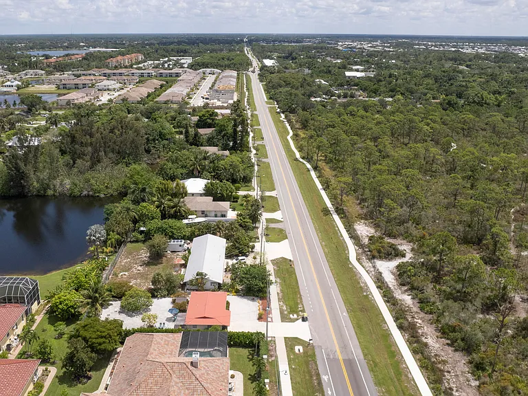 2191 Thomasson Dr — Photo 21