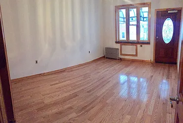 Rented by Apple Exclusive Realty Inc