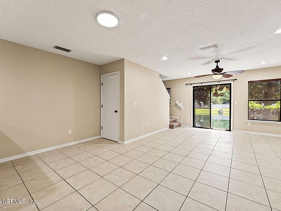 4th image of 4613 Gerber Ct