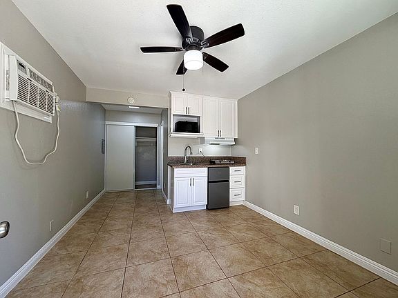 4th image of 4231 Evart St APT B2