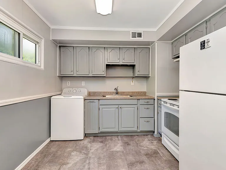 3232 Deshler Dr — Photo 6