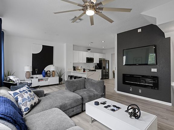 5th image of 3195 N Oasis Drive