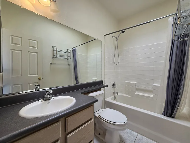 4421 Blue Juniper Loop — Photo 23