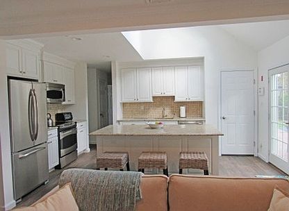 4th image of 7 Meadowgrass Ln