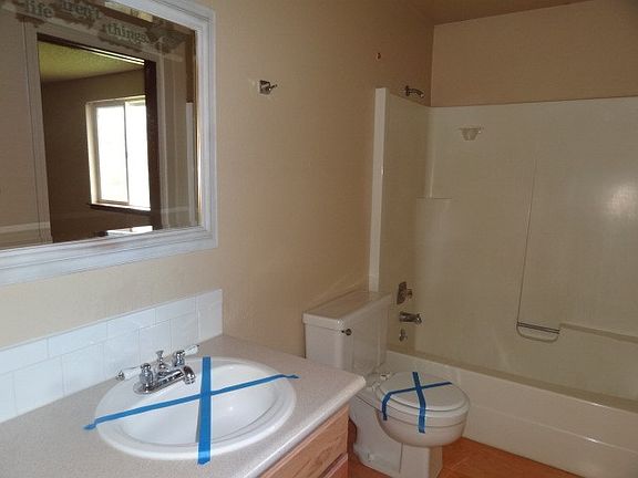 5th image of 9320 Clover Dr SE