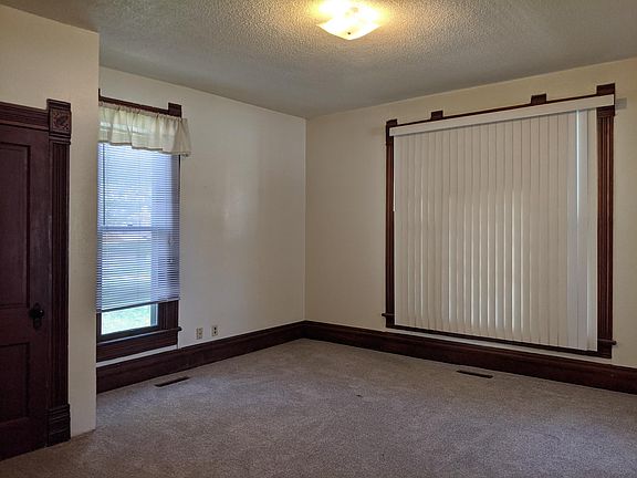 5th image of 1024 E Harrison St