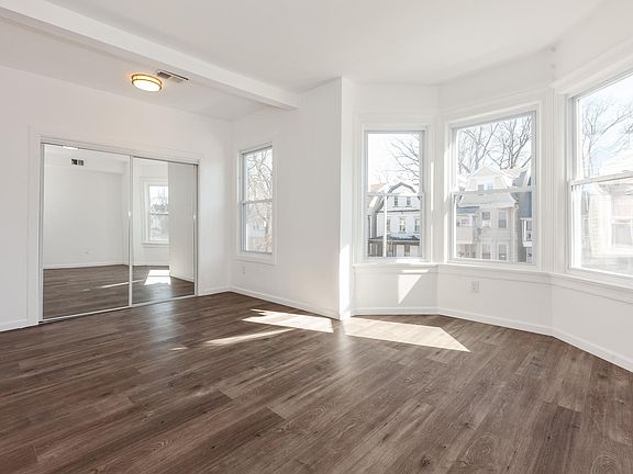 5th image of 119 N 19th St #2