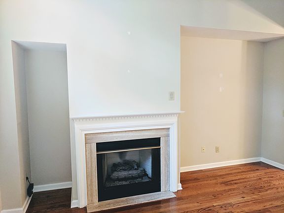 4th image of 202 Santa Anita Ln