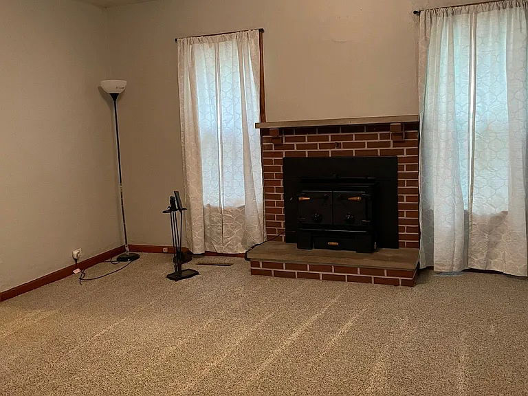 222 Beecher Ave — Photo 5
