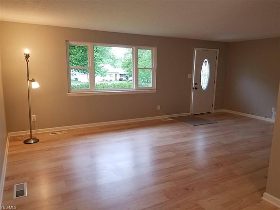 2nd image of 7851 Glenallen Dr