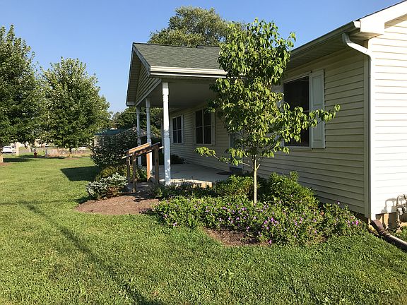 Front porch & landscaping