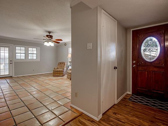 2nd image of 2512 Norway Dr