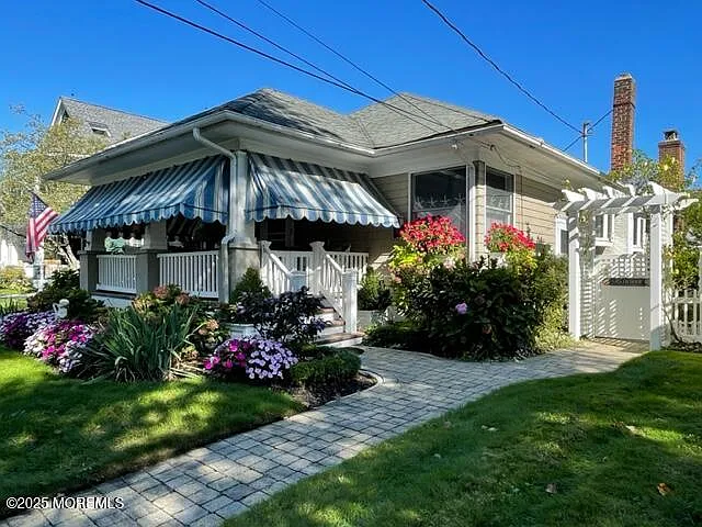 3 bed, $4,500 — Photo 2