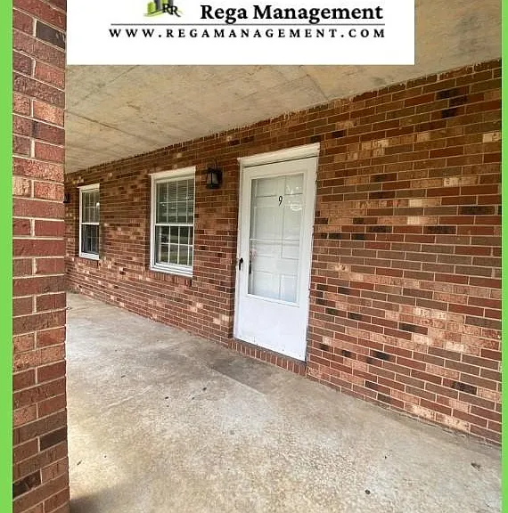 5225 Shattalon Dr #9 — Photo 2