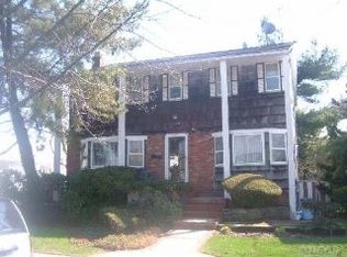 8218 160th Ave, Jamaica, NY 11414
