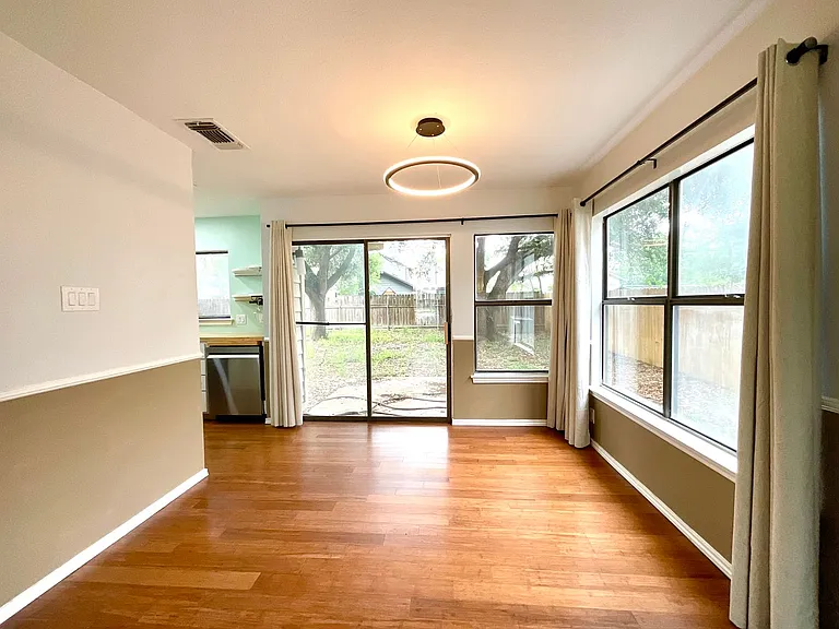 10215 Athens Fld — Photo 9