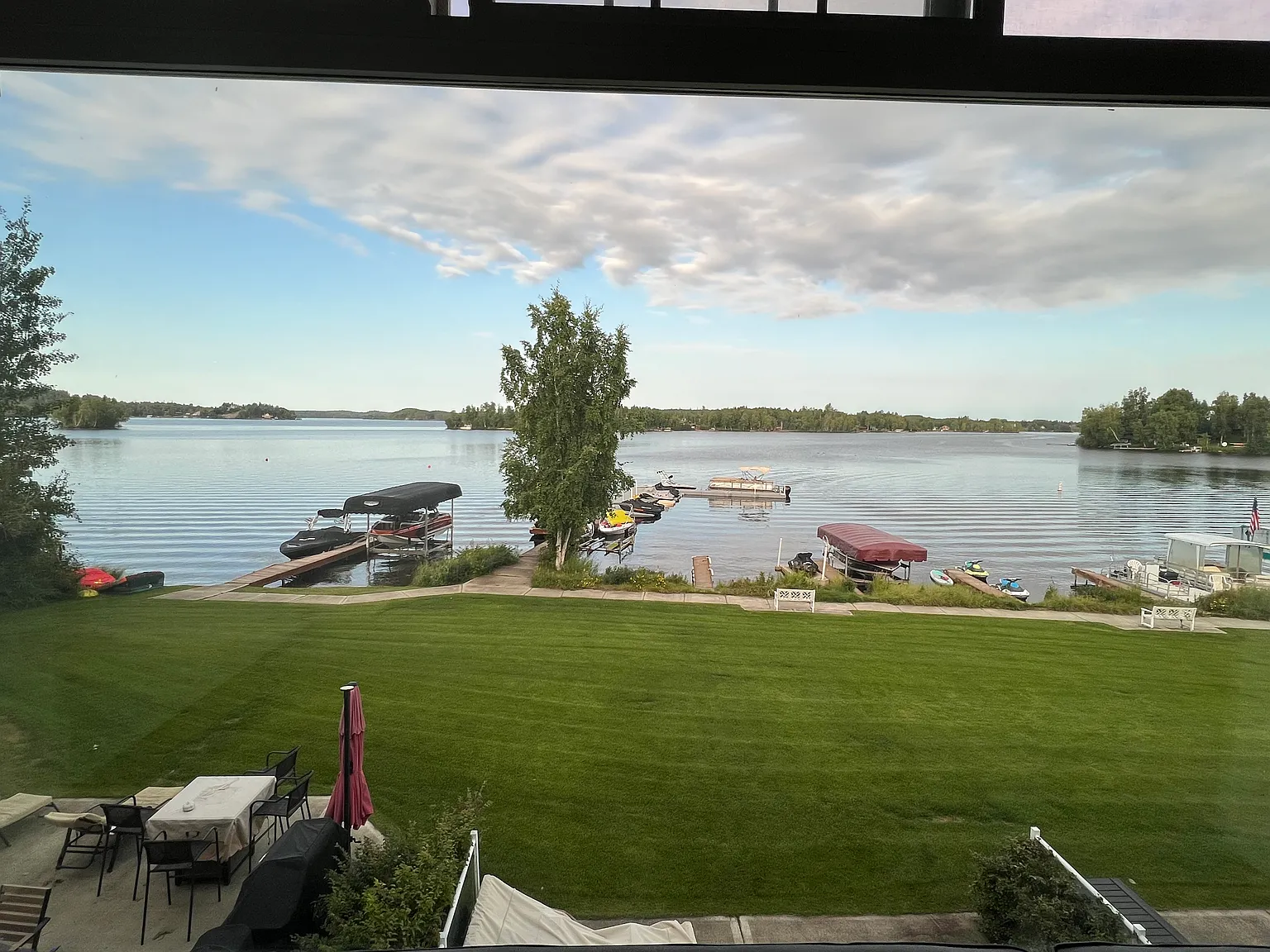 2 bed, 1300 sqft, $2,350 — Photo 2