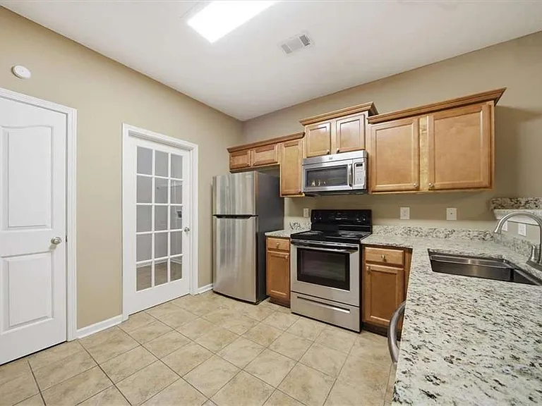 3834 Augustine Pl — Photo 11