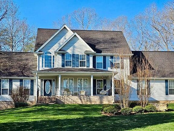 2nd image of 575 Big Cedar Dr