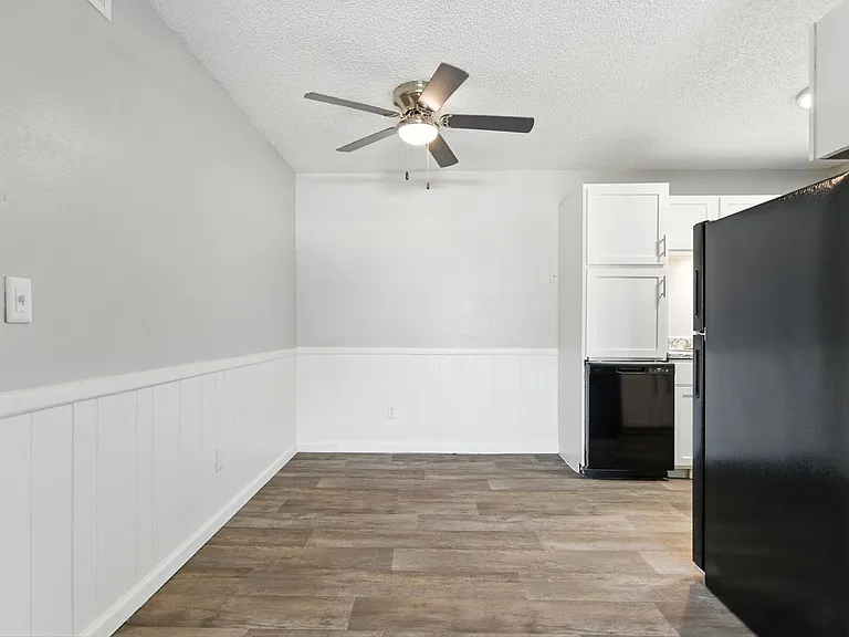 Brookwood on 86th - Move-In Today and Receive a $500 Visa Gift Card! — Photo 26
