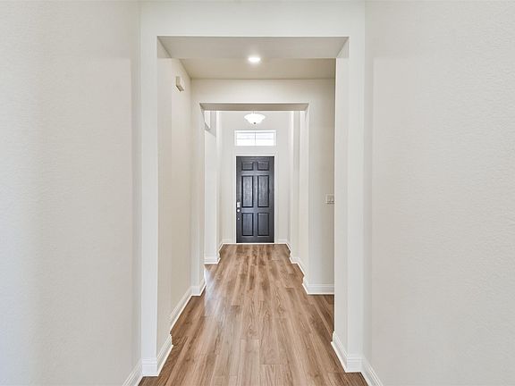 2nd image of 10818 Carolina Willow Ct