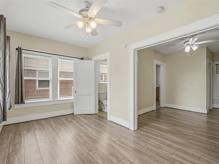 4201 Woodleigh St #3 — Photo 9