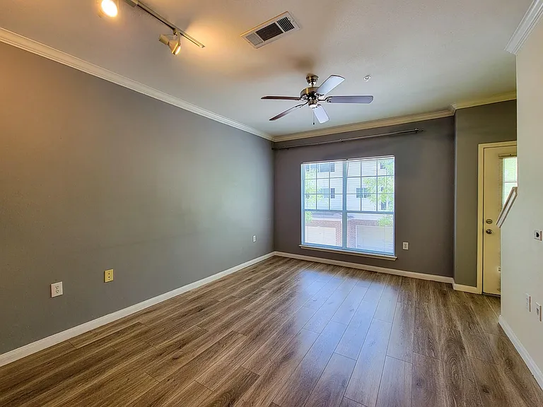 9200 Westheimer Rd #305 — Photo 8