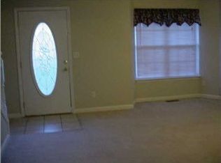 221 Spring Wind Cir, Ringgold, GA 30736