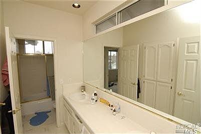 2nd image of 1662 Sequoia Dr