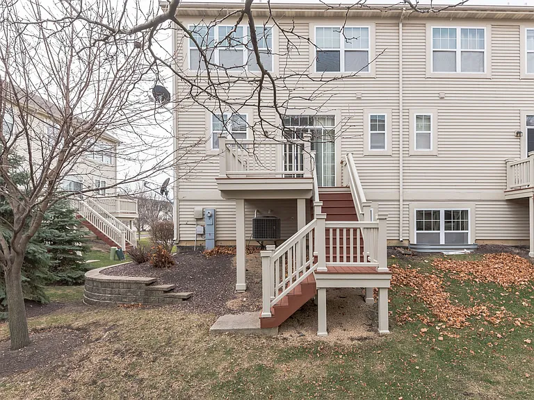 3379 Bradbury Cir — Photo 24