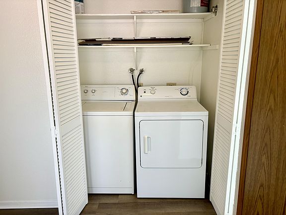 5th image of 9885 Caspi Gardens Dr #8-1