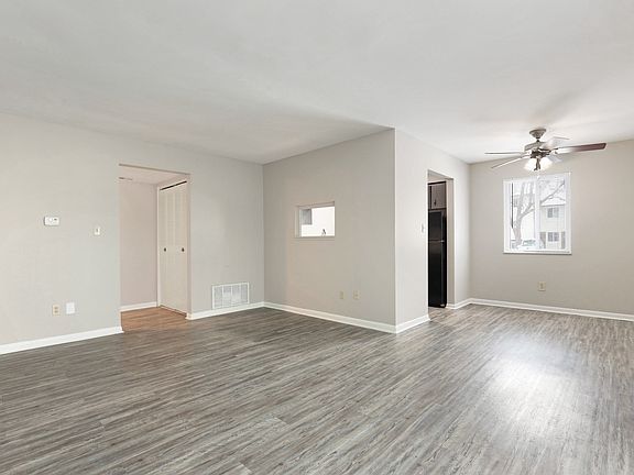 5th image of 1182 Quail Run Dr #1010B