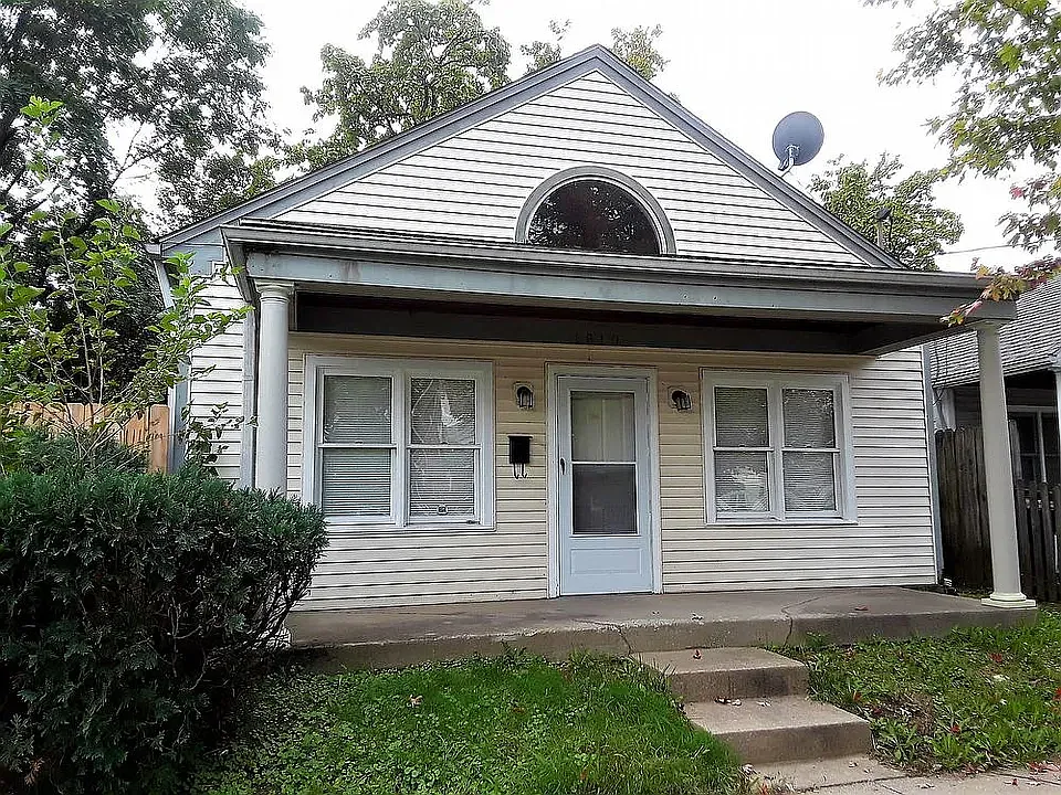 1810 Magazine St