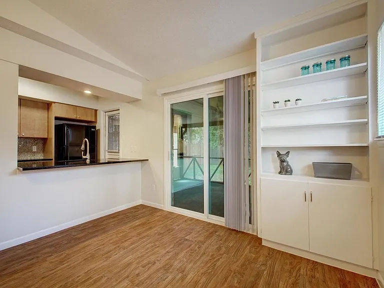 8516 Hathaway Dr #2 — Photo 6