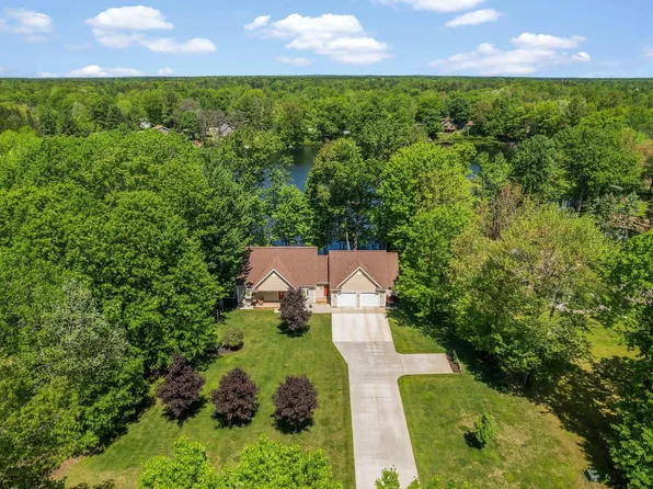 2155 Timber Trl NE, Kalkaska, MI 49646