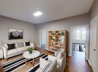 7173 Yellowstone Blvd #2F, Forest Hills, NY 11375