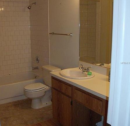 3rd image of 7037 Drury St