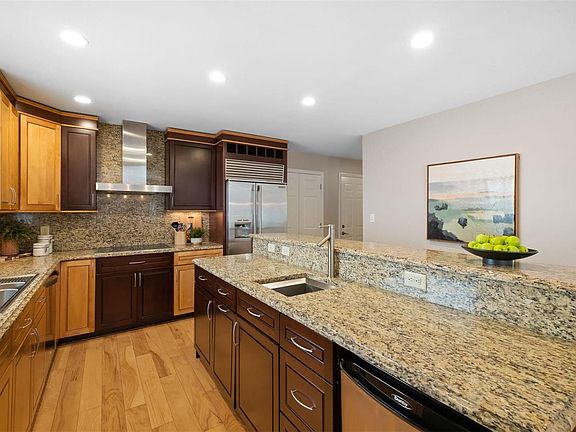 4th image of 7009 McCausland Ct