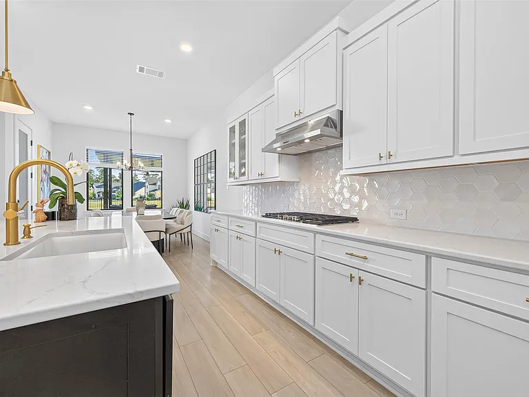 9623 Lakeside Arbor Way — Photo 15
